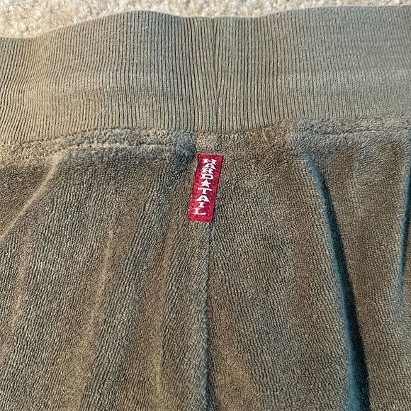 Hard Tail Olive Green Terry Shorts, Size Medium (Y/M 10) - Picture 4 of 6